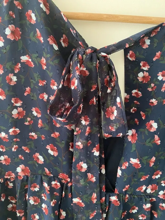 Blouse fleurie décolleté cache-coeur forme péplum La petite étoile - Taille 3 (40) - photo numéro 7