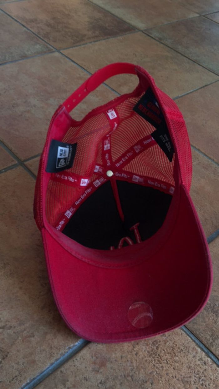 Casquette rouge LA one size (ajustable) en très bon état - photo numéro 4