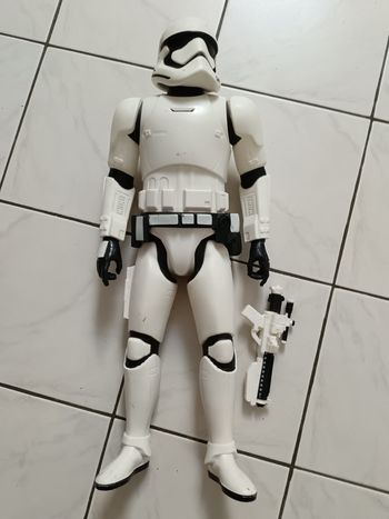 Grande figurine