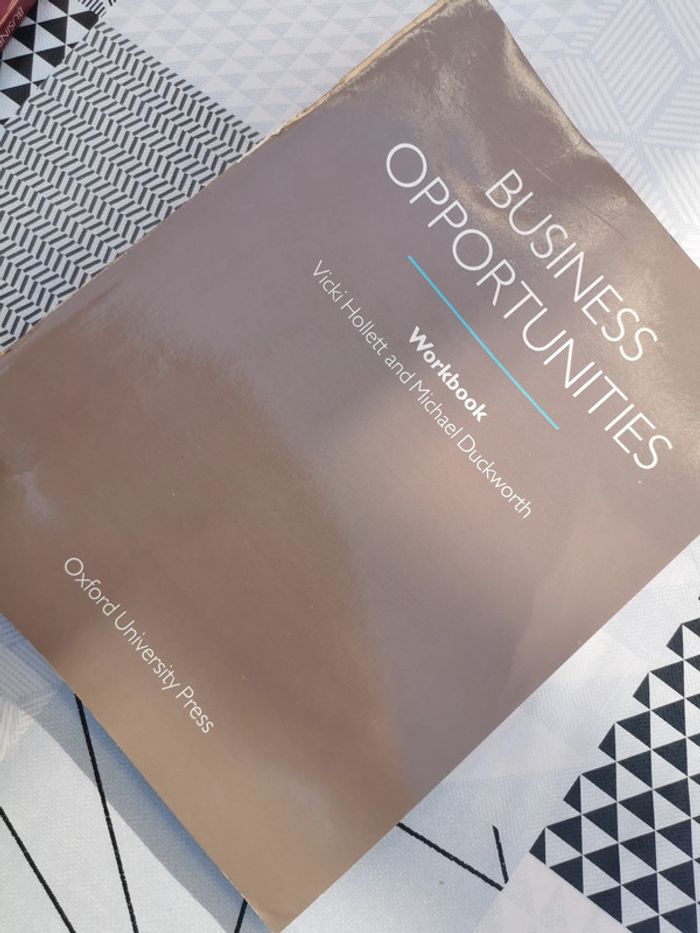 Business Opportunities, Vicki Hollett, manuel et cahier d'exercices Anglais - photo numéro 7