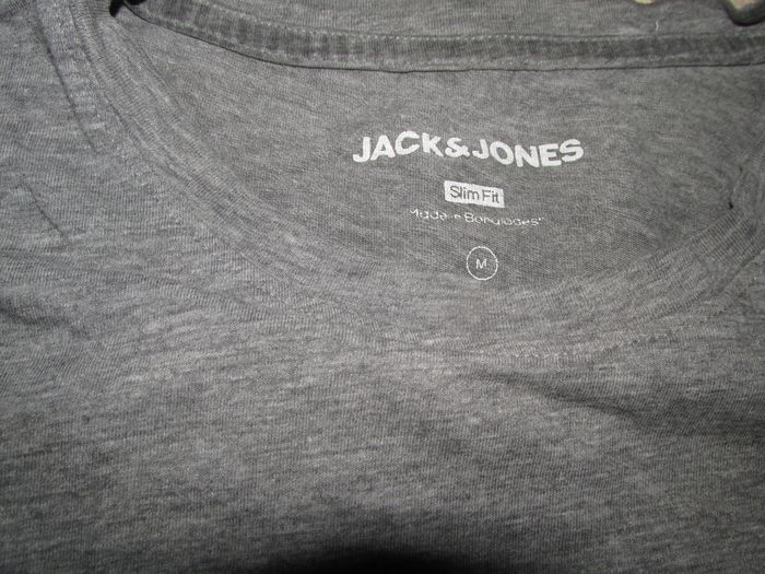 tshirt taille M Jack & Jones - photo numéro 3