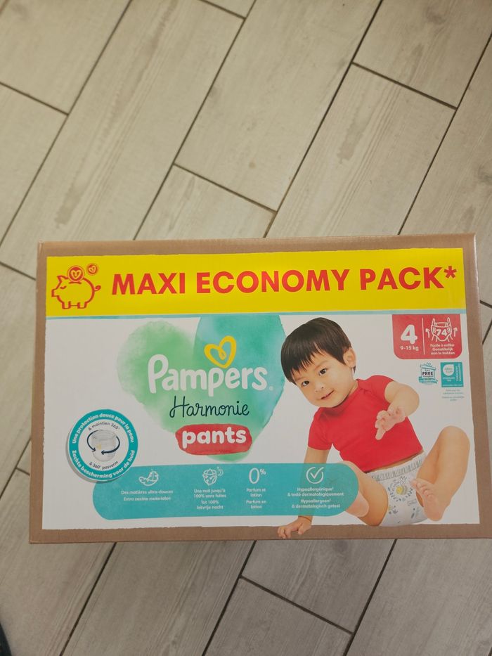 Pampers harmonie pants taille 4