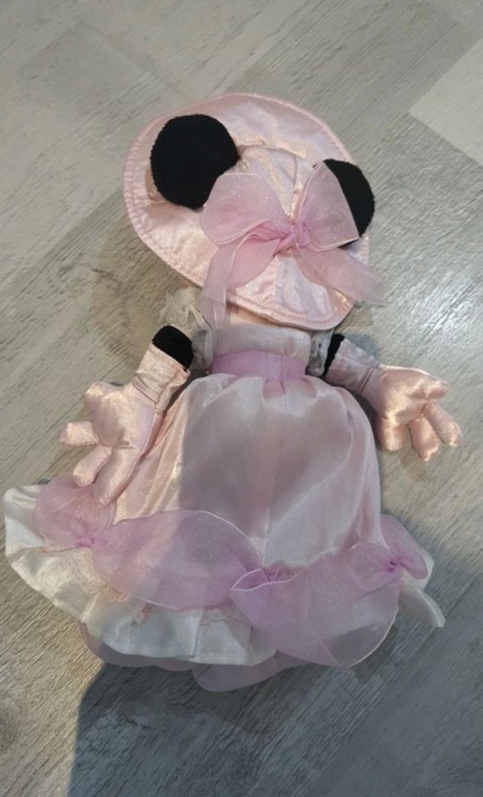 Peluche Disney minnie - photo numéro 2