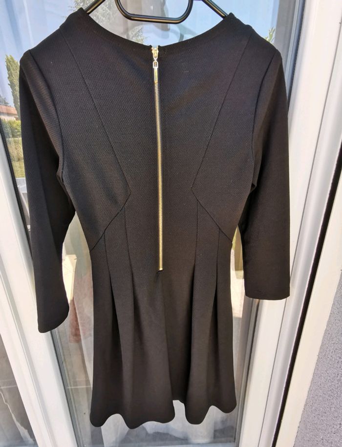 Robe noire ✨ - photo numéro 2