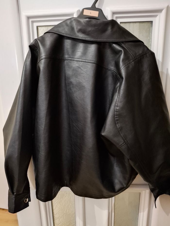 Blouson noir