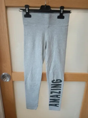 Pantalon legging neuf - Sport - Fille 10 ans