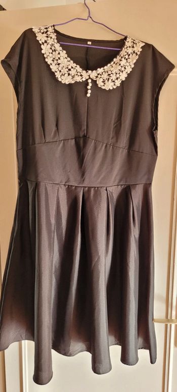 Robe noir