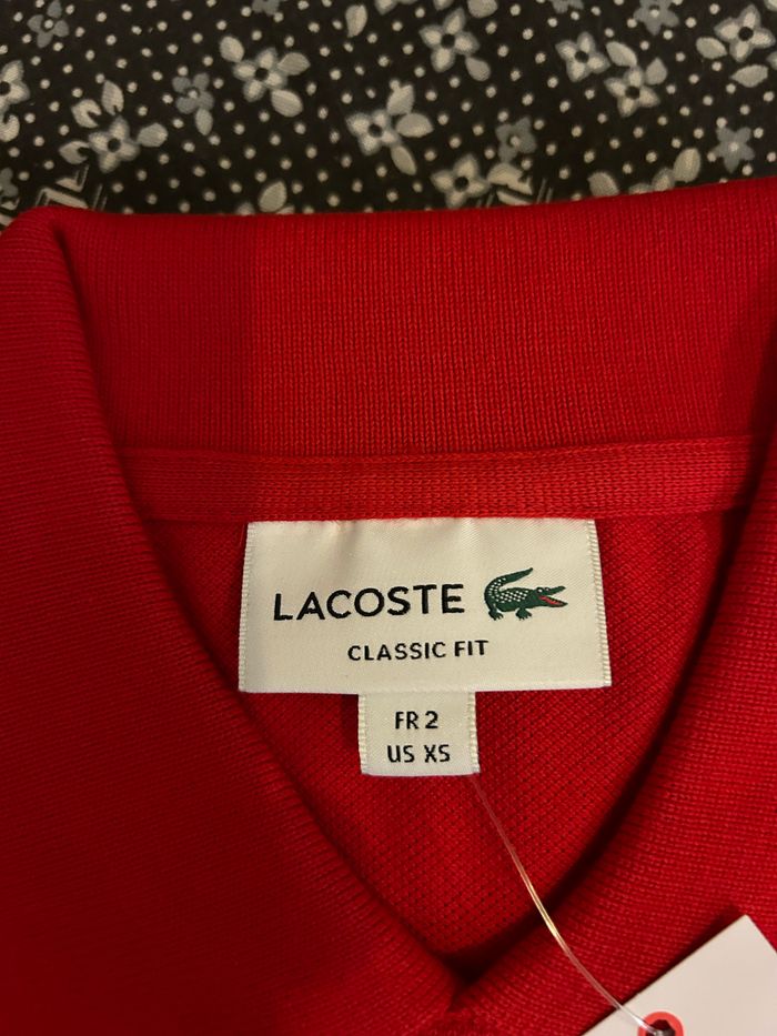 Polo Lacoste neuf - photo numéro 2