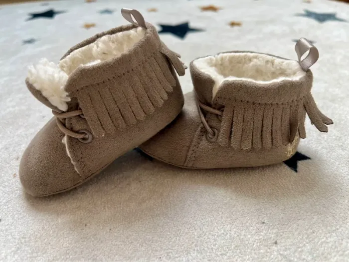 Petits chaussons moltonnés 🐑 - photo numéro 2