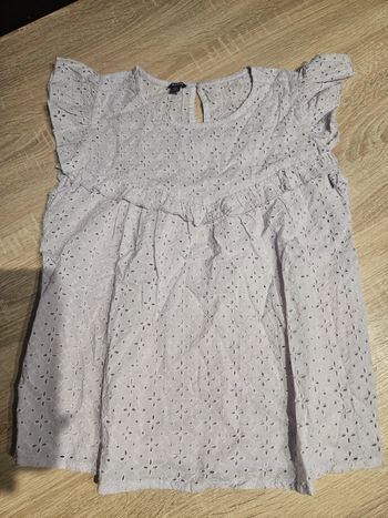 Chemise style dentelle violet clair