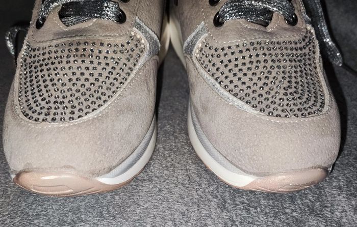 Baskets T36 gris et argent - photo numéro 3