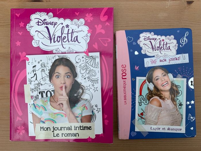 Lot 2 livres Violetta - Disney