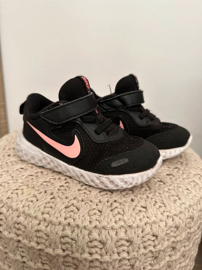 Baskets Nike rose