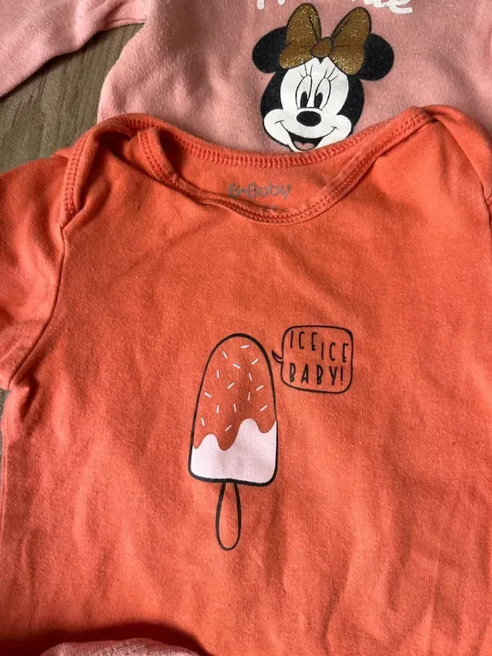 Lot bodies fille 3-6 mois - photo numéro 4