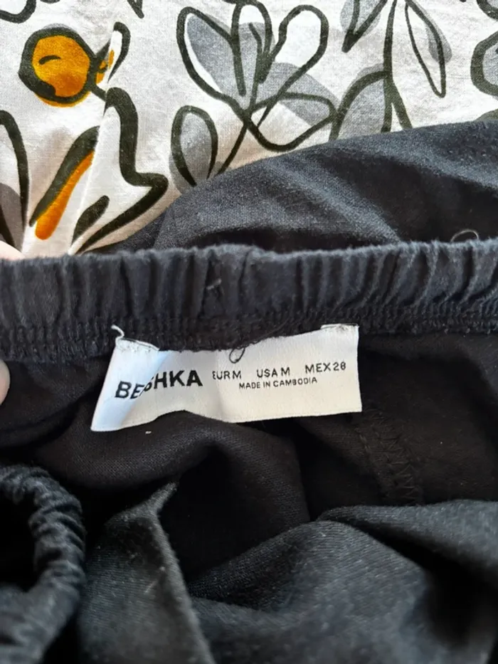 Pantalon noir Bershka – Taille M – Neuf – 20€ - photo numéro 4