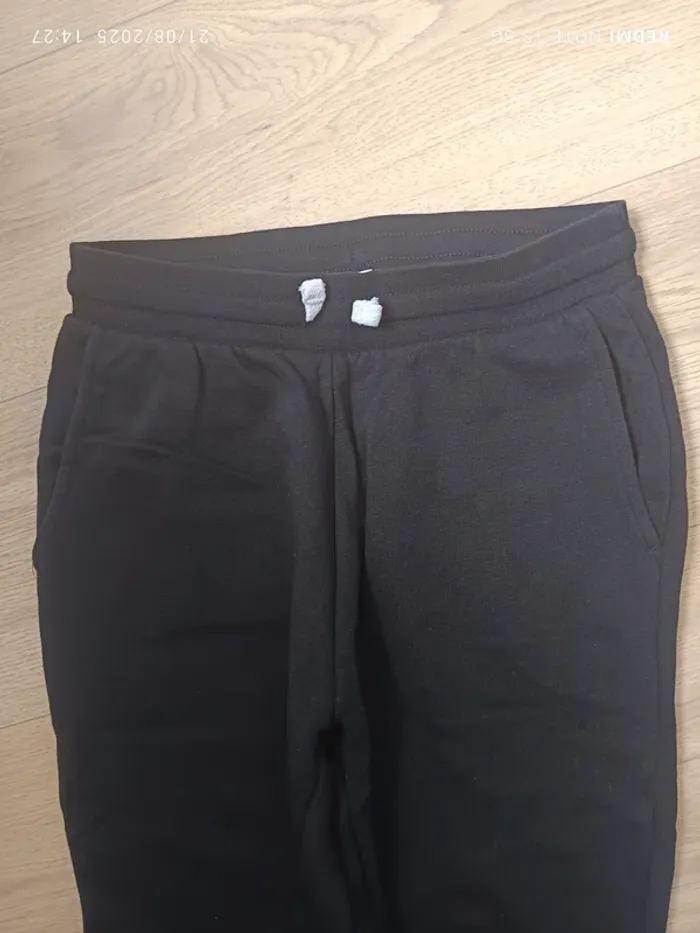 Magnifique jogging la redoute noir taille 12 ans - photo numéro 2