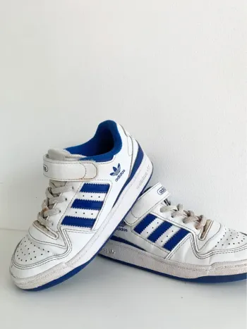 Baskets à scratch adidas enfant taille 32