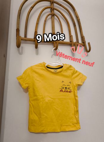 Tee shirt neuf 9 mois
