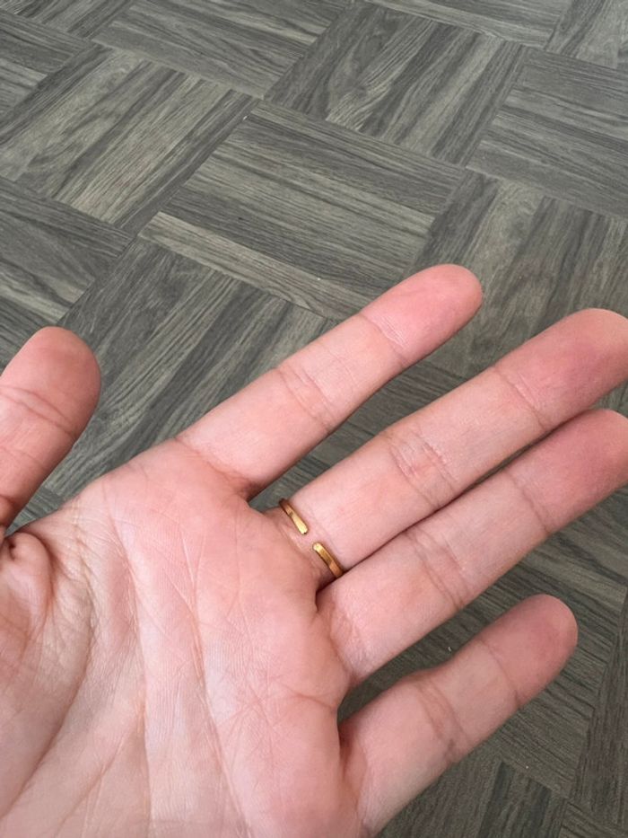 Très jolie Bague dorée extensible - photo numéro 2