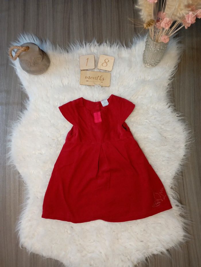 Robe velour rouge 18m