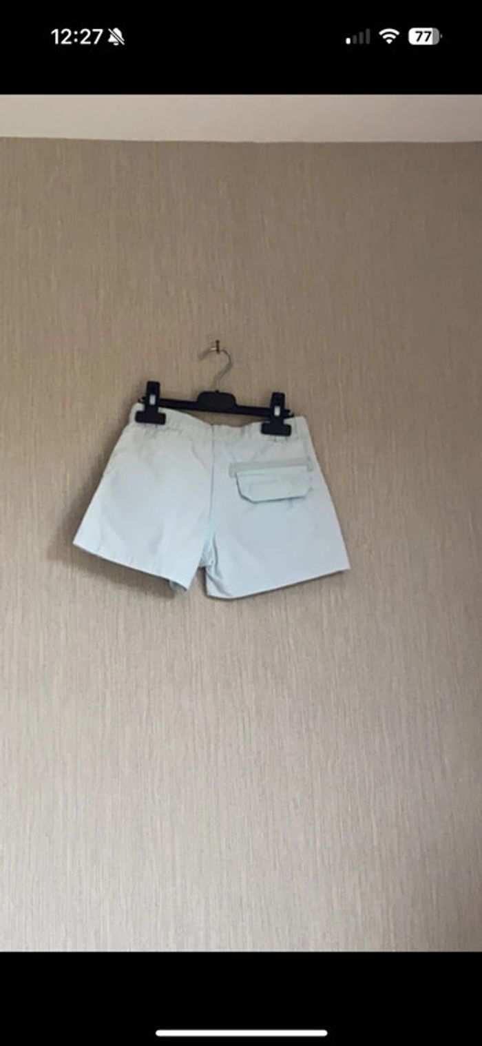 Short bleu clair 4 ans - photo numéro 2