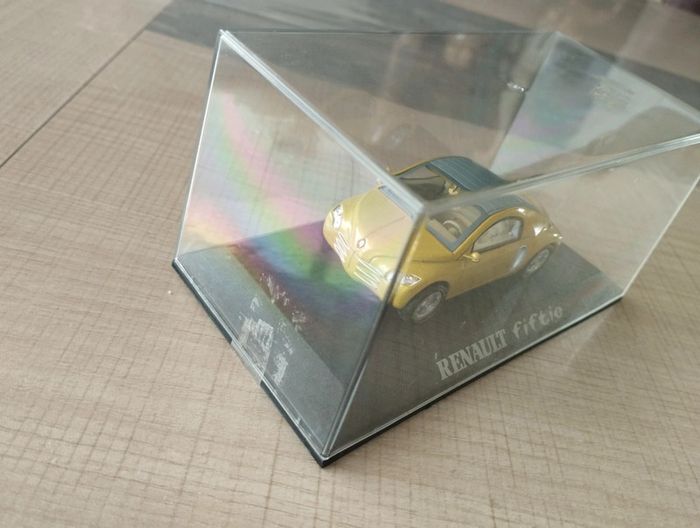 Véhicule miniature Renault fiftie 1/43e - photo numéro 4