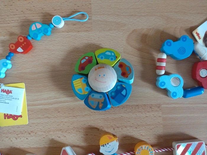 Haba bois ensemble neuf chaîne éveil 2 hochets attaché tetine - photo numéro 3