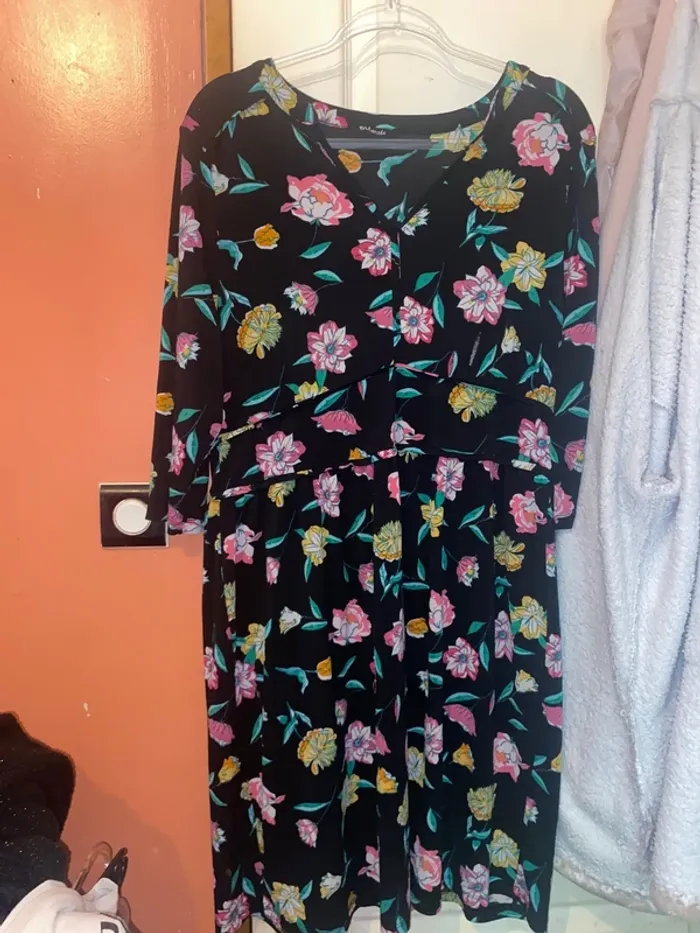 Robe fleur t46 👗 🌷
