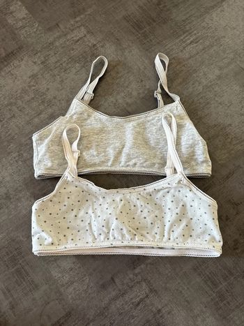 2 brassières Monoprix 6/8 ans