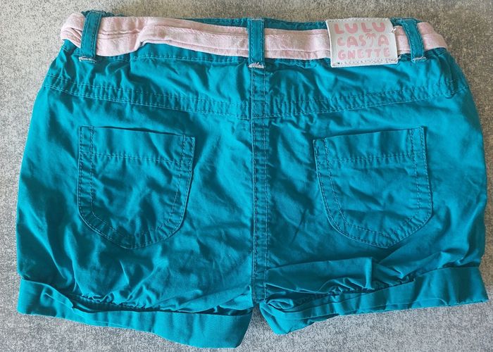 Short fille - photo numéro 3