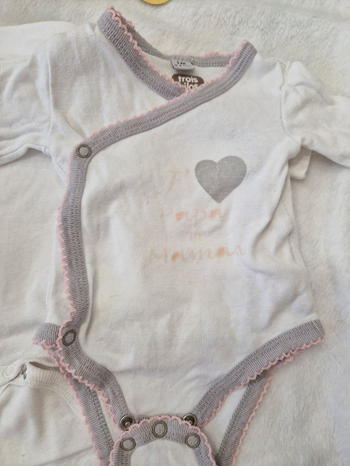 Lot de 4 bodies longues manches 1 mois - photo numéro 3