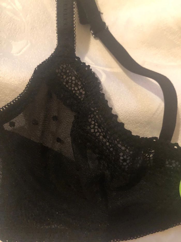 Soutien gorge neuf noir 95B - photo numéro 2