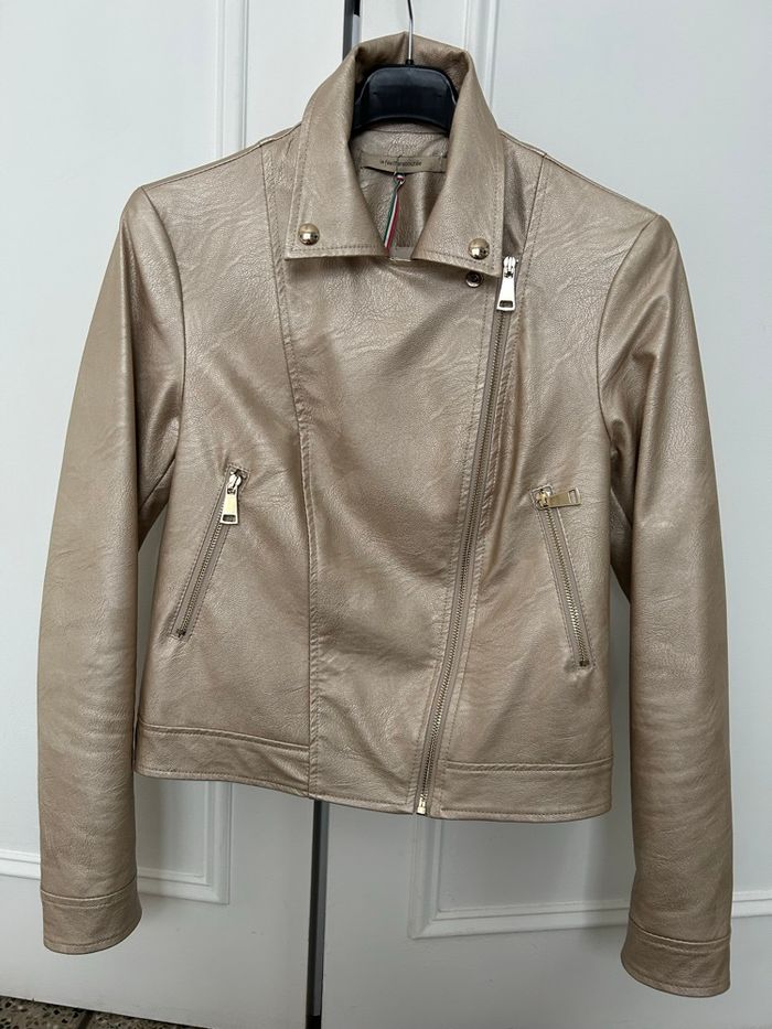 Blouson doré - photo numéro 2
