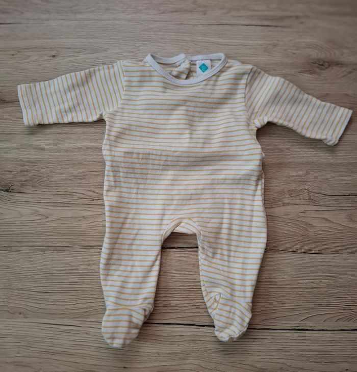 10 pyjamas 0 mois - photo numéro 8