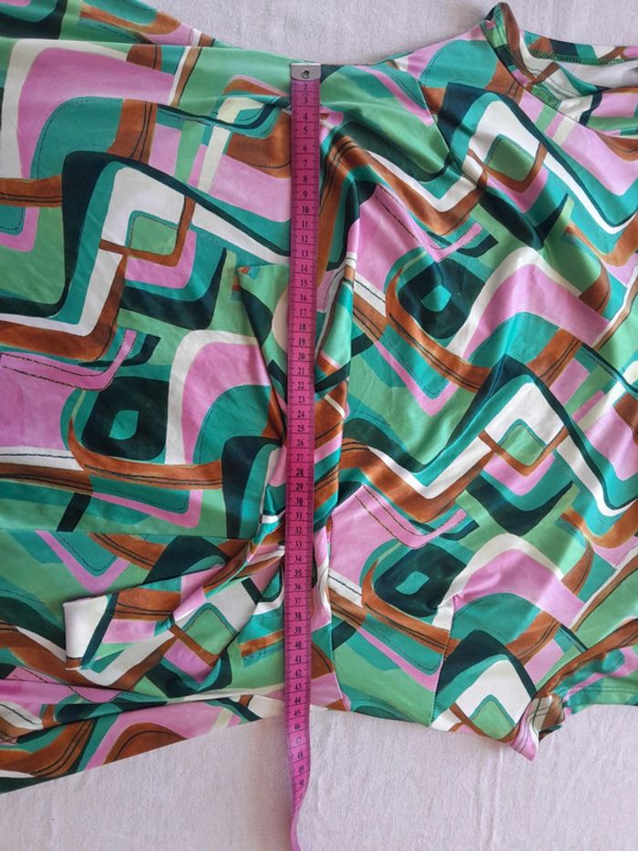 Jolie robe à motifs Cams neuve avec etiquette - photo numéro 10
