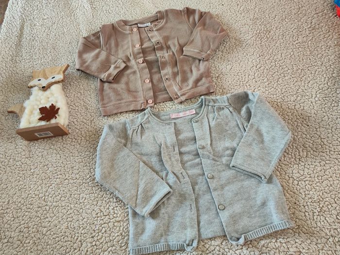 Lot de 2 vestes 18 mois