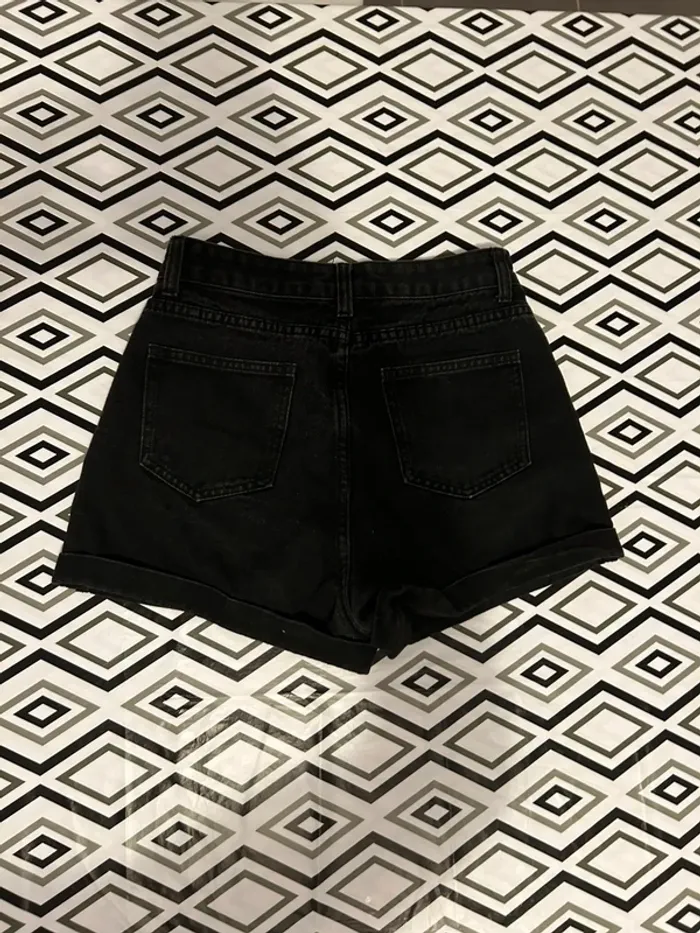Short - photo numéro 2