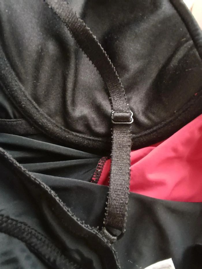 Nuisette rouge et noire - photo numéro 6