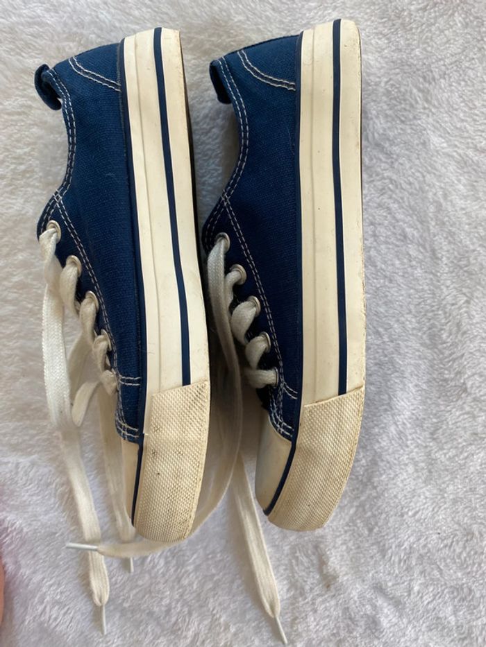 Chaussure T. 34 - photo numéro 5