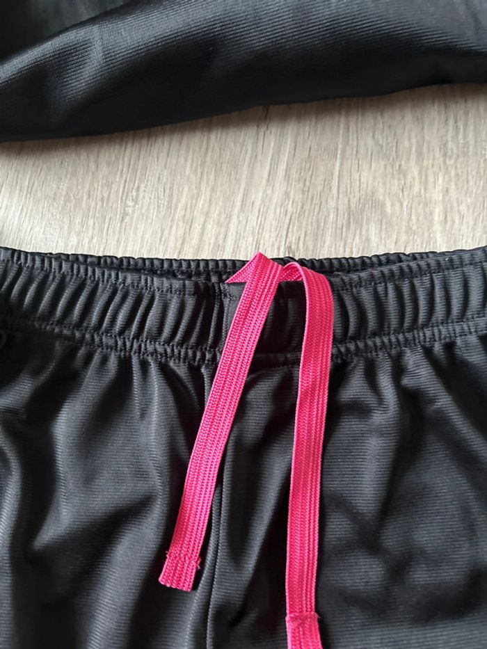 Ensemble jogging - photo numéro 4