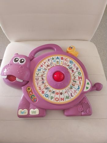 Hippolyte alphabet magique