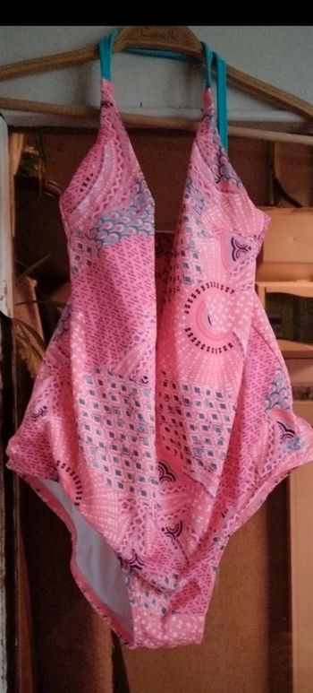 Maillot de bain (une pièce 46)
