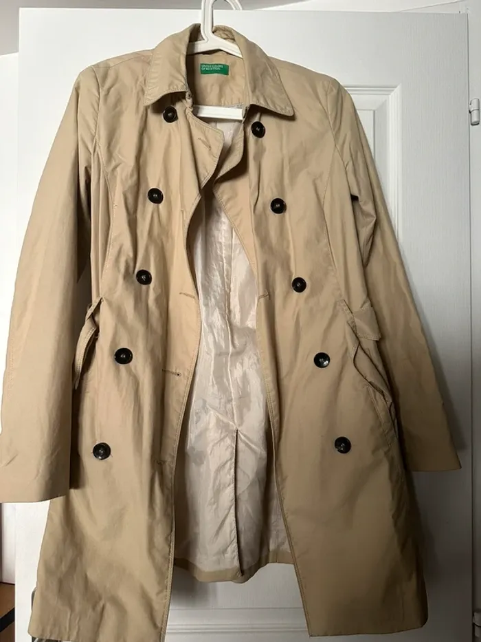 Trench Benetton Taille 36 - photo numéro 2