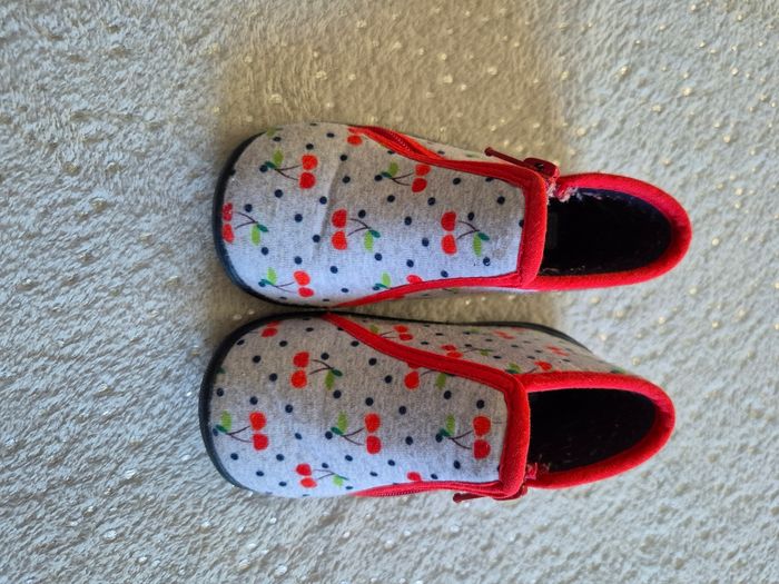 Chaussons 22 - photo numéro 2