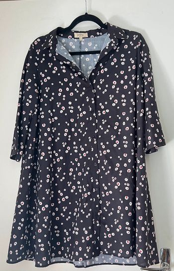 Robe chemise courte fleurie évasée Taille M