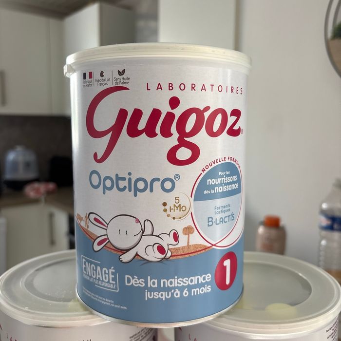 Boîte de lait guigoz