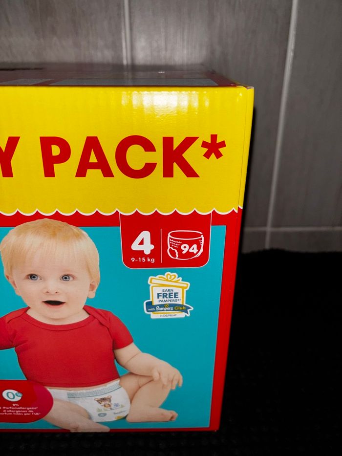 Maxi Pack de 94 Couches Pampers  Baby-Dry Pants Culotte Neuf Dans L’emballage. - photo numéro 3