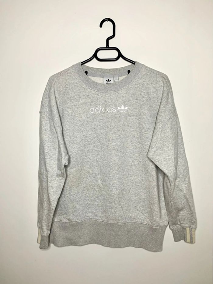 Crewneck pull Adidas gris logo brodé blanc style Oversize taille M