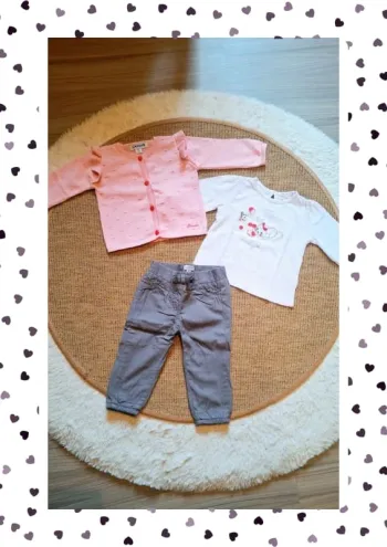 Bel ensemble fille taille 6m comme neuf