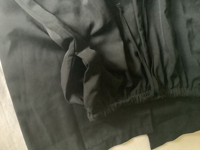 Pantalon noir - photo numéro 3